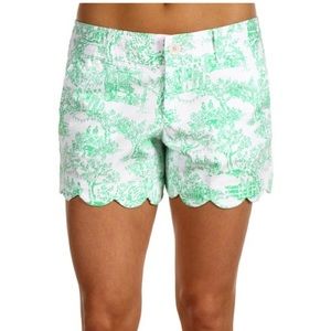 Lilly Pulitzer Scalloped Short: Green/White